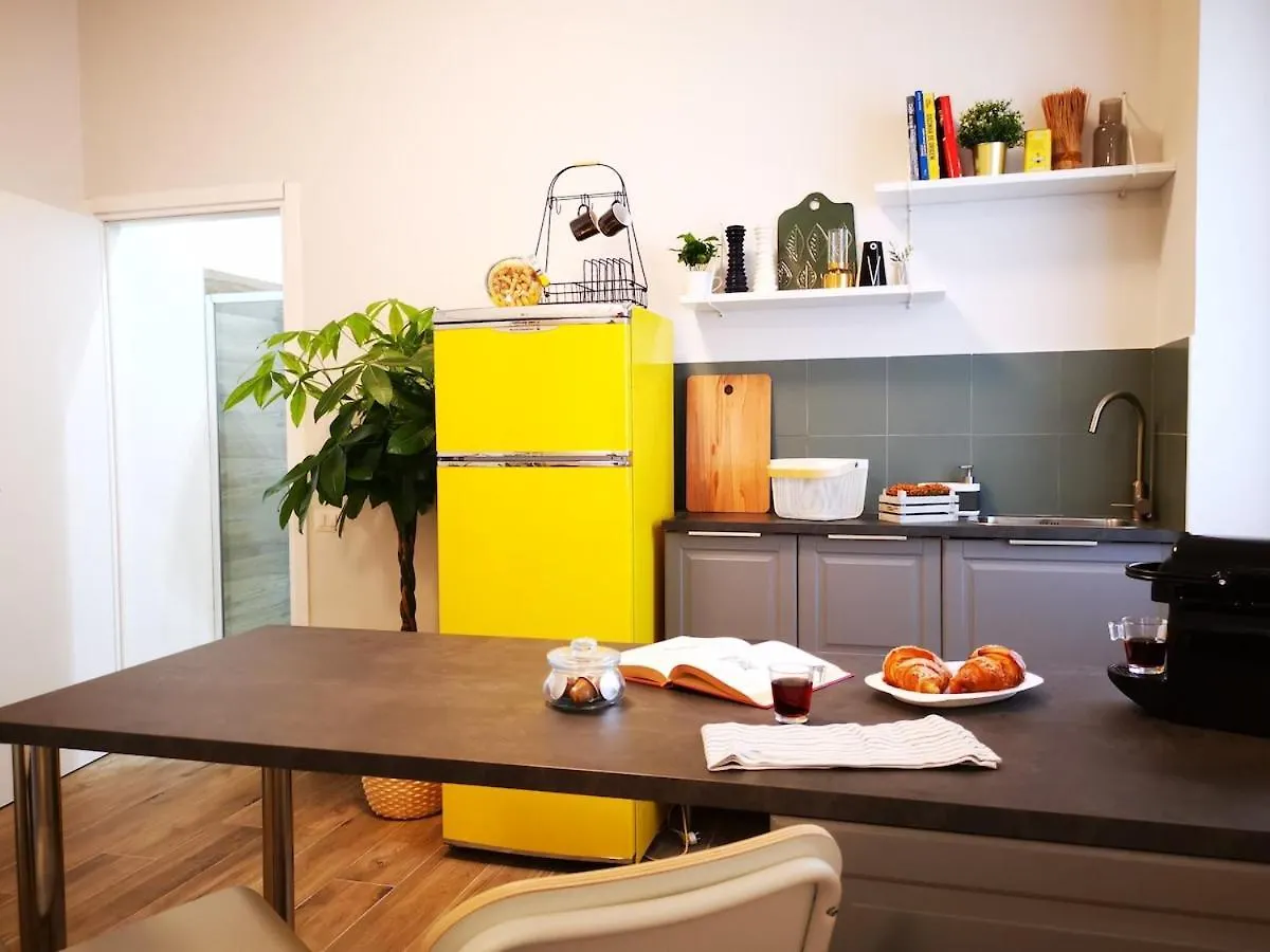 Cozy Studio 50 Meters From The Metro Milan